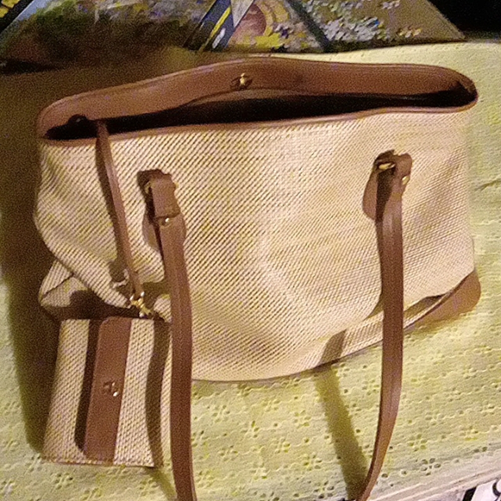 Anya purse